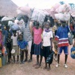 fioh.fund.sierra.leone.post.war.reconstruction. Displaced people at Mile 91 - 1999